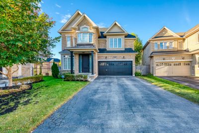 1215 Jezero Cres, House other with 4 bedrooms, 5 bathrooms and 6 parking in Oakville ON | Image 2