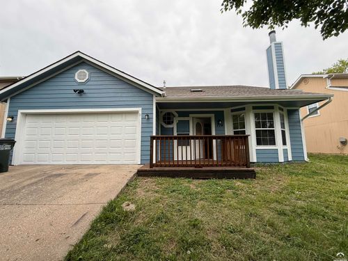 774 Lake St, Lawrence, KS, 66044-5341 | Card Image