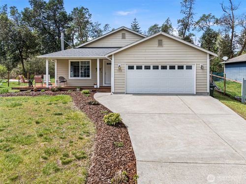 1704 197th Ave Sw, Lakebay, WA, 98349-8111 | Card Image
