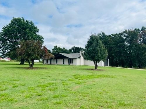 3221 S Twin Mounds, Yale, OK, 74085-6601 | Card Image