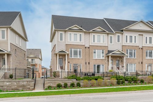 2-126 Watson Pky N, Guelph, ON, N1E0P6 | Card Image