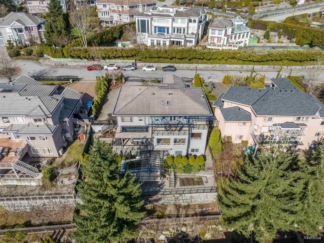 1507 Stonecrop Court, House other with 9 bedrooms, 6 bathrooms and 8 parking in Coquitlam BC | Image 7