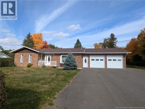 306 Veteran St, Grand-Sault/Grand Falls, NB, E3Y1E5 | Card Image