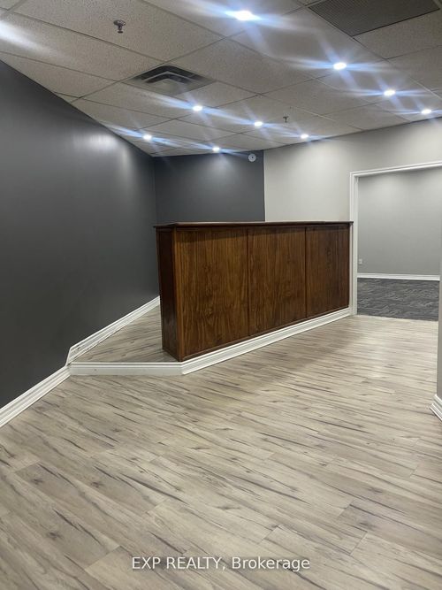 17-4370 Steeles Ave W, Vaughan, ON, L4L4Y4 | Card Image