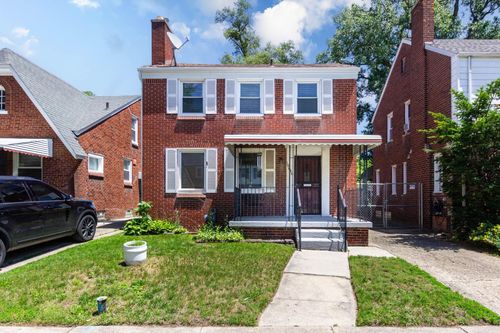 18646 Monica St, Detroit, MI, 48221-2130 | Card Image