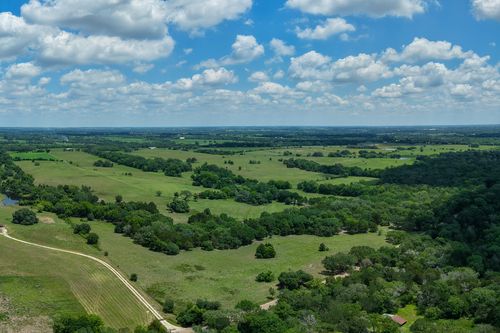 5018 Wolters Road, Schulenburg, TX, 78956 | Card Image