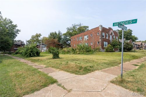 3800 Wilmington Ave, Saint Louis, MO, 63116-3219 | Card Image