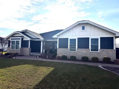 735 Peacock Pl, Manteno, IL, 60950-5505 | Card Image