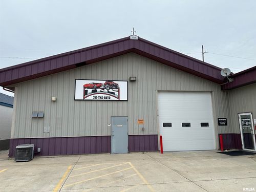 3316 Robbins Rd, Springfield, IL, 62704-7402 | Card Image