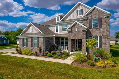 777 Nancy Dr, Aurora, OH, 44202-7602 | Card Image