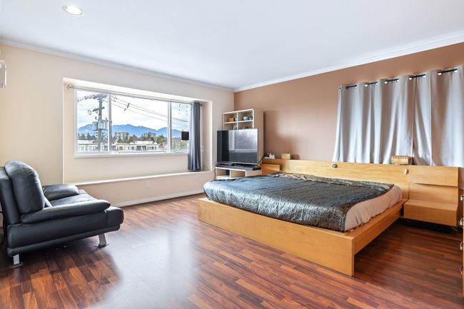 2575 W 10 Th Avenue, House other with 8 bedrooms, 6 bathrooms and 5 parking in Vancouver BC | Image 20