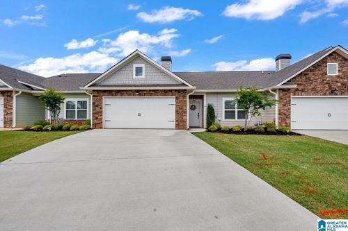 10 Red Camellia Ct, PELL CITY, AL, 35128-7721 | Card Image