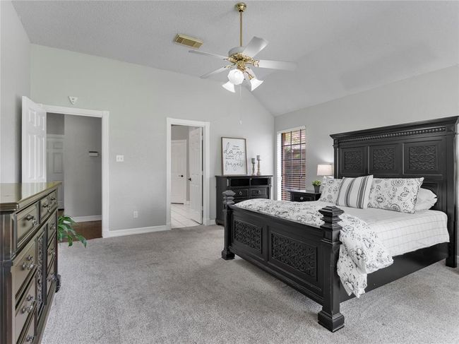 2221 Lake Forrest Dr, House other with 4 bedrooms, 3 bathrooms and 3 parking in West Columbia TX | Image 15