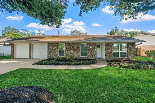 1616 Alta Vista Dr, Alvin, TX, 77511-3104 | Card Image