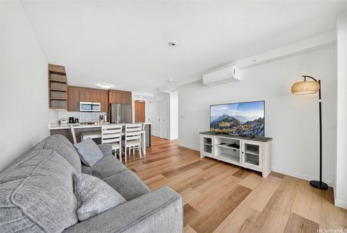 1706r-1500 Rycroft St, Honolulu, HI, 96814-7049 | Card Image