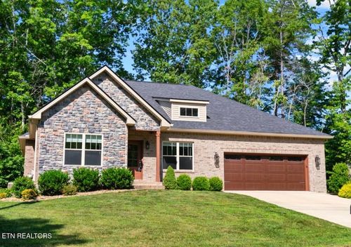 10 King John Ln, Crossville, TN, 38558-2501 | Card Image