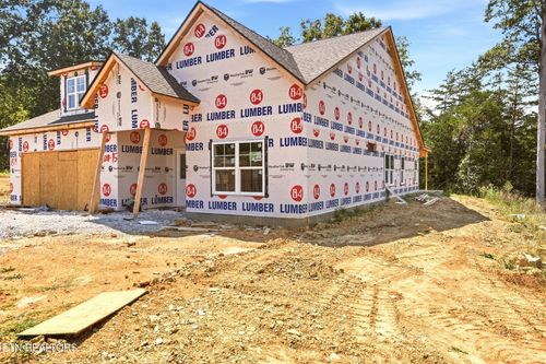 819 Greenhead Ln, Knoxville, TN, 37924-2012 | Card Image