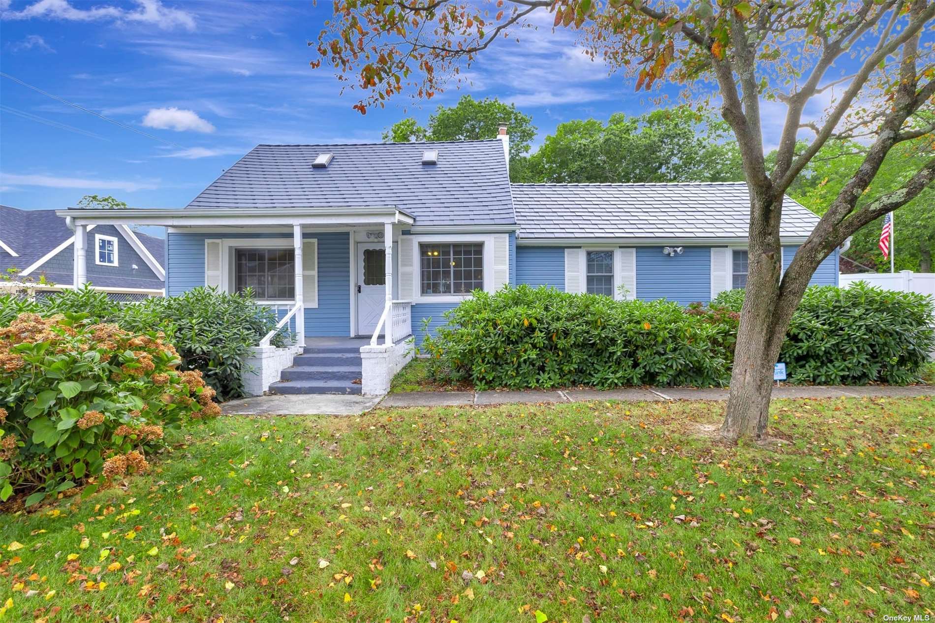 Port Ave, Ronkonkoma, NY 11779
