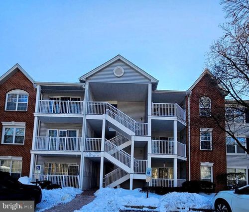 12 Chambord Ct, HAMILTON, NJ, 08619-4702 | Card Image