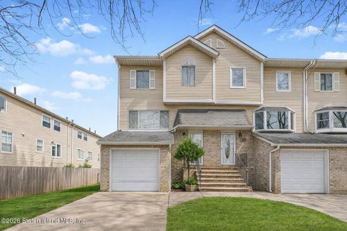 119 Boulder St, Staten Island, NY, 10312-2238 | Card Image