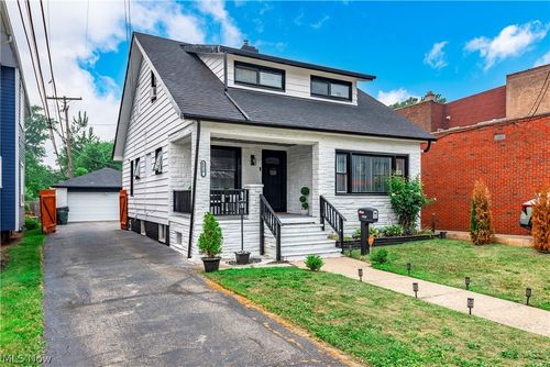 4626 Warner Rd, Garfield Heights, OH, 44125-1257 | Card Image