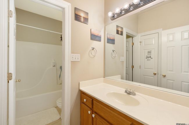 1465 Ironwood Dr, House other with 3 bedrooms, 2 bathrooms and 2 parking in Denham Springs LA | Image 9