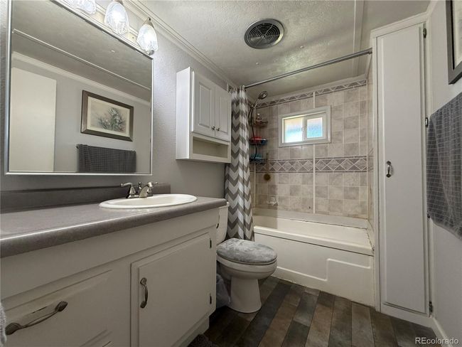 21300 County Road 13, House other with 3 bedrooms, 2 bathrooms and null parking in La Jara CO | Image 8