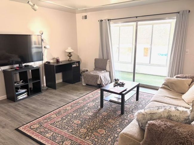 UNIT-82 - 32080 Grand River Ave, Condo with 2 bedrooms, 2 bathrooms and null parking in Farmington MI | Image 19