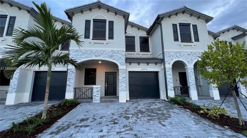 28704 Sw 134th Ct, Homestead, FL, 33033-7542 | Card Image