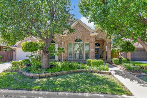 9 Avalon Dr, Trophy Club, TX, 76262-5243 | Card Image