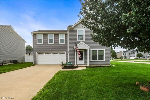 220 Emily Dr, Madison, OH, 44057-2966 | Card Image