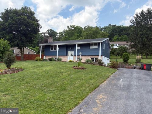 545 Summit Dr, LEWISTOWN, PA, 17044-1253 | Card Image