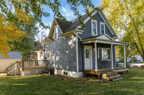 405 1st St Nw, Hayfield, MN, 55940-8827 | Card Image