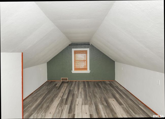 110 18 Th Ave, House other with 3 bedrooms, 1 bathrooms and null parking in Moline IL | Image 21
