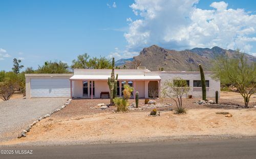 7722 N Avenida De Carlotta, Tucson, AZ, 85704-2009 | Card Image