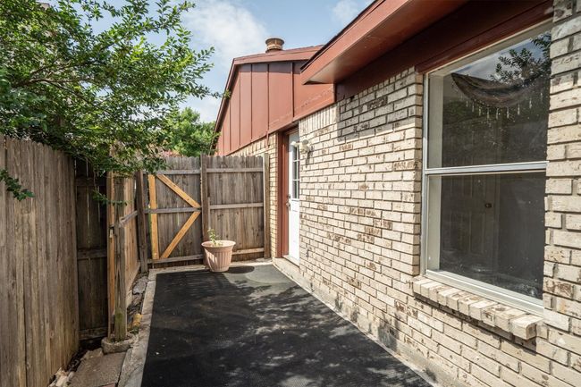 4025 Shagbark St, House other with 4 bedrooms, 3 bathrooms and null parking in Fort Worth TX | Image 36