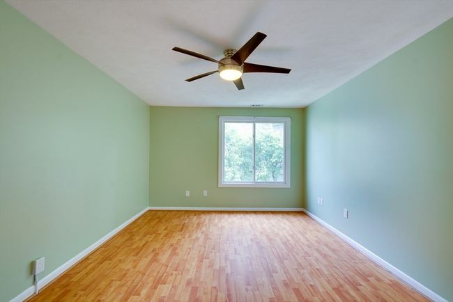 UNIT-4 - 3 Concord Greene, Condo with 2 bedrooms, 2 bathrooms and 1 parking in Concord MA | Image 15
