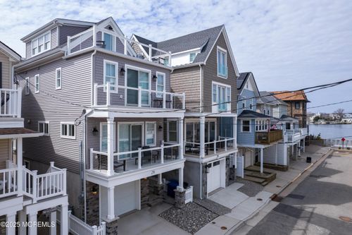 26 Beach St, Sea Bright, NJ, 07760-2210 | Card Image