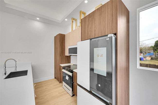 1 - 2931 Sw 12 Th Ave, Home with 3 bedrooms, 2 bathrooms and null parking in Fort Lauderdale FL | Image 13