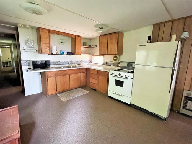 Kitchen | Image 6