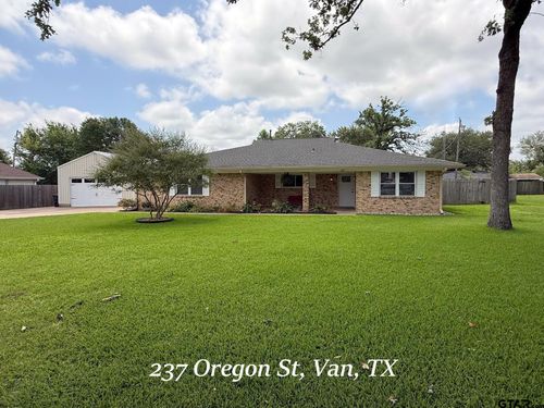 237 Oregon St, Van, TX, 75790-3061 | Card Image