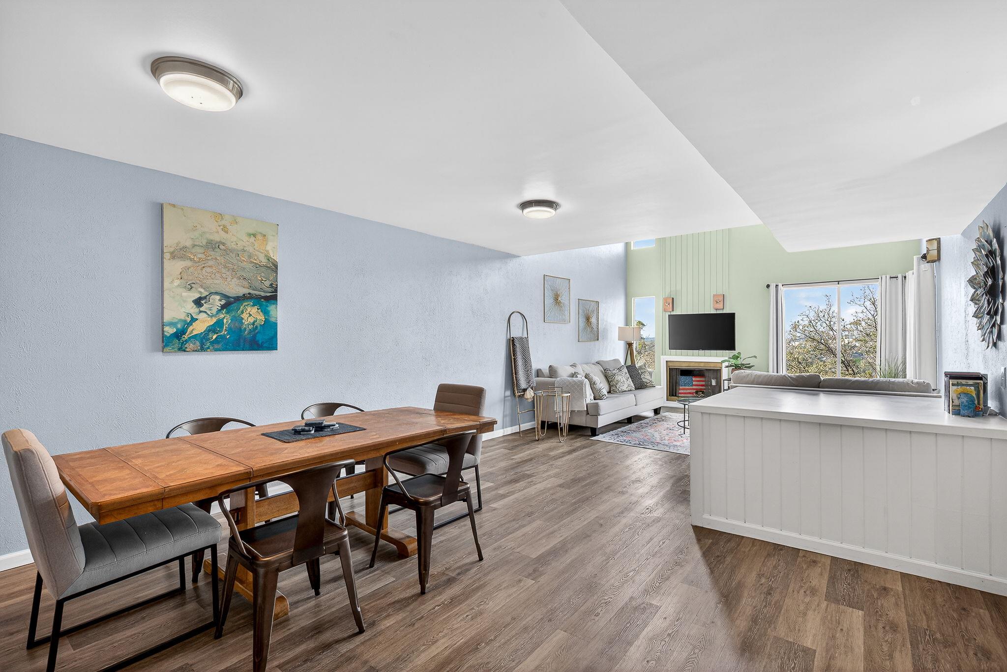 Residential in Horseshoe Bay 5