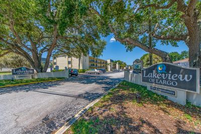 6110 - 14130 Rosemary Lane, Condo with 2 bedrooms, 2 bathrooms and null parking in Largo FL | Image 1