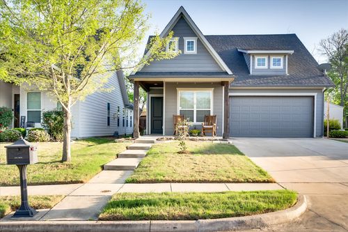 209 W Dallas St, Mansfield, TX, 76063-1941 | Card Image