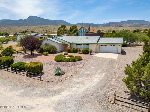 1080 Hummingbird Ln, Clarkdale, AZ, 86324-3279 | Card Image