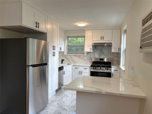 2nd-255 75th Ave, Glen Oaks, NY, 11004-1116 | Card Image