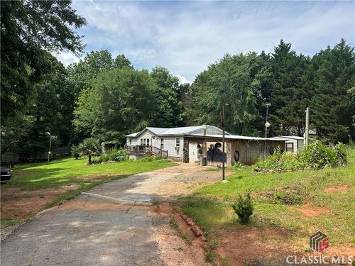 16 Cora Way, Maysville, GA, 30558-5911 | Card Image