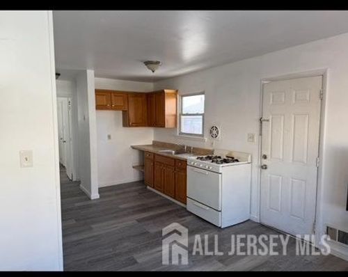 1-389 Fayette Street, Perth Amboy, NJ, 08861 | Card Image