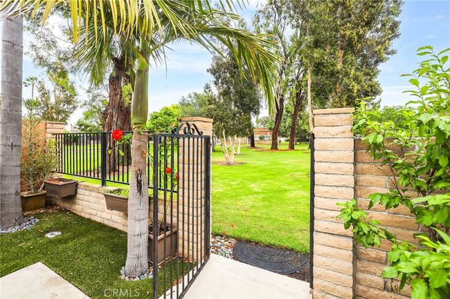 77 Seton Rd, House other with 3 bedrooms, 3 bathrooms and 2 parking in Irvine CA | Image 45