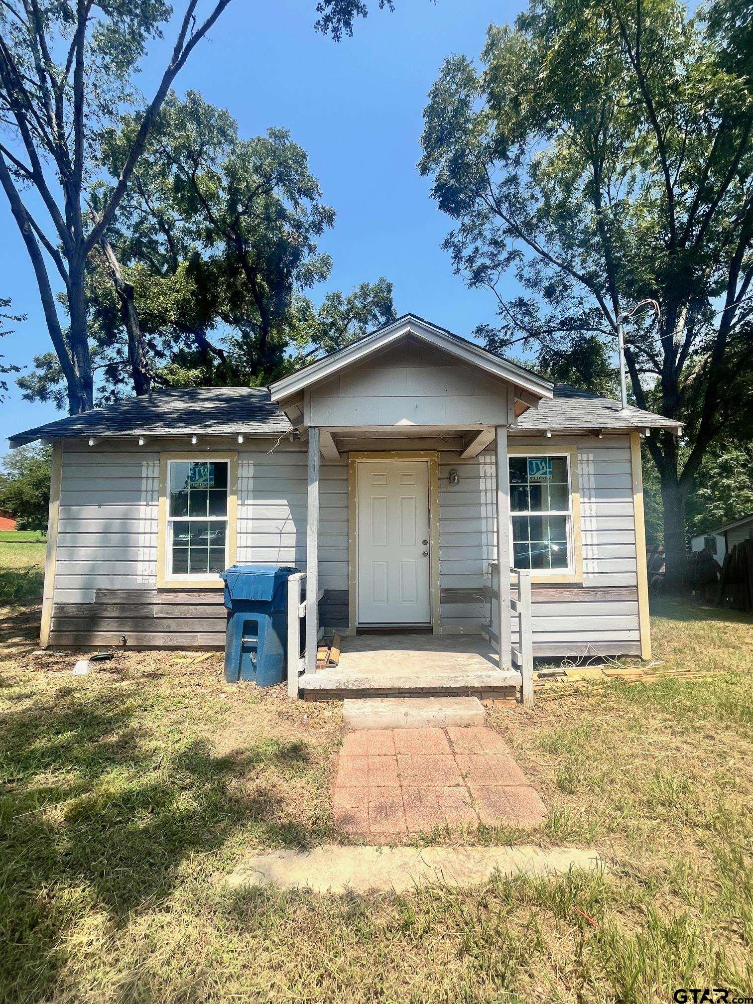 Duval St, Troup, TX 75789